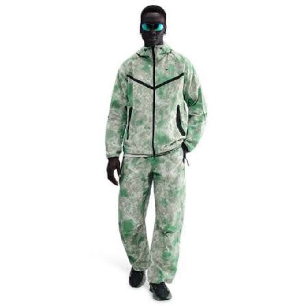 Mens Sz M Nike Tech Fleece Woven Sweat Pants Digital Camo Green Black HV0968-034